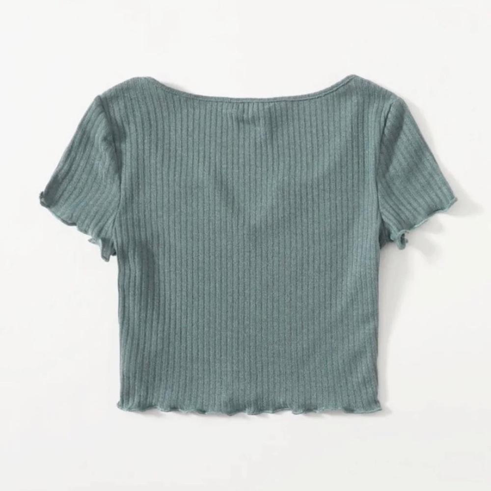 crop tee - Picture 2 of 2